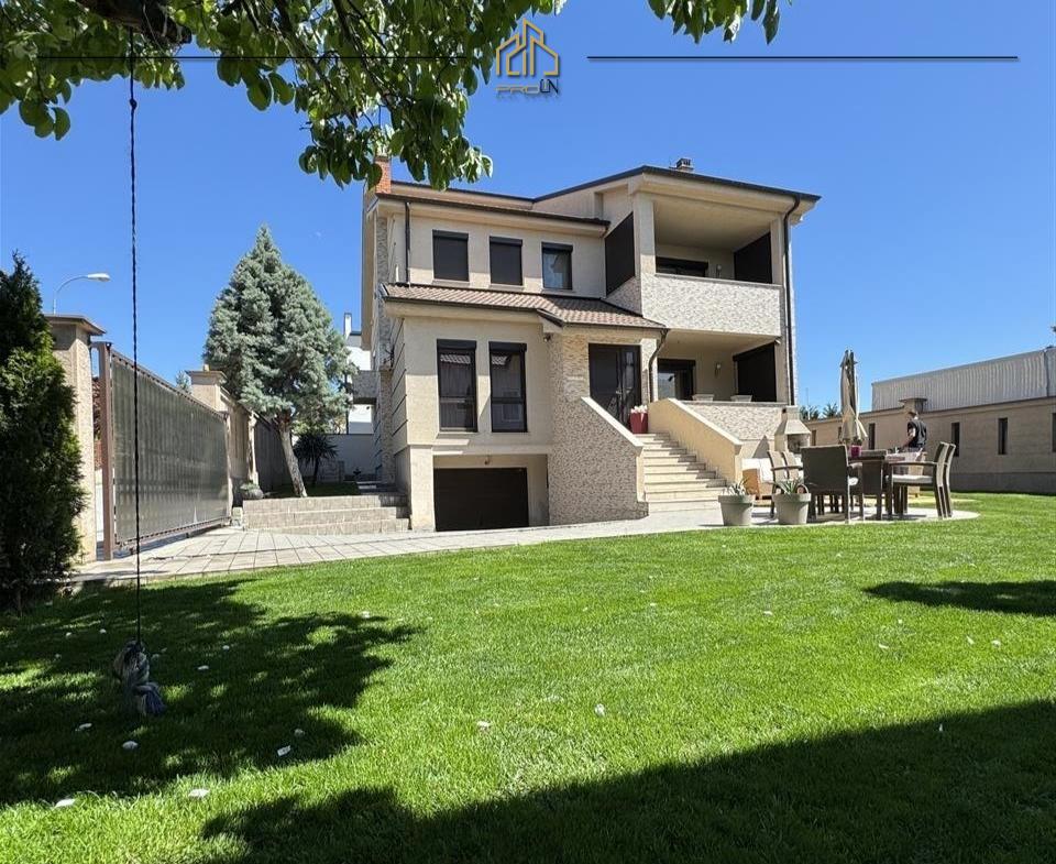 Shtëpi me qira – Lagja Nic