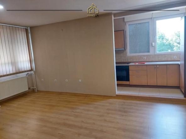 Banesë (zyre) me qira – Parku i Qytetit