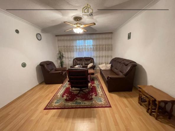 Shtëpi me qira – Kalabri (Emshir)