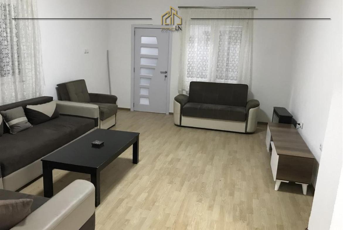 Kat i shtëpisë me qira – Kolovicë