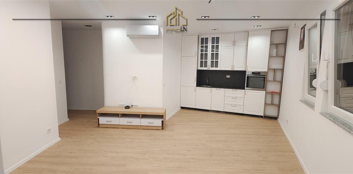 Banesë / Zyre me qira – Qendër