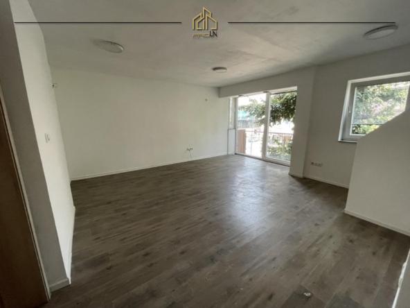 Banesë / Zyre me qira – Ulpianë