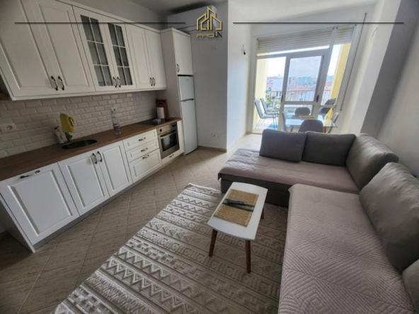 Banesë në shitje – Golem