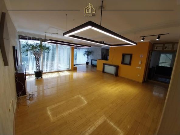 Shtëpi me qira – Parku i Qytetit