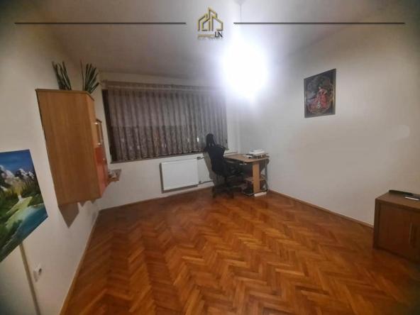 Banesë / Zyre me qira – Qendër