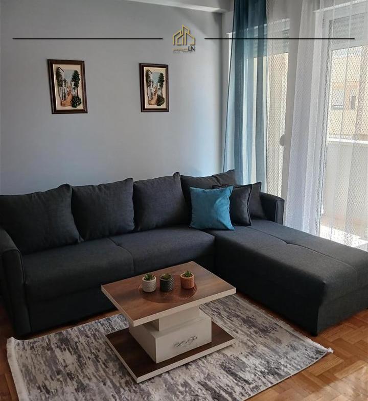 Banesë me qira – Tophane