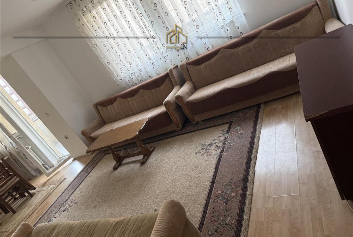 Banesë / Zyre me qira – Rruga B