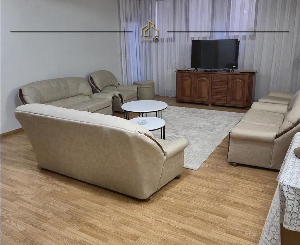 Kat shtëpie me qira – Arbëri (Dragodan)