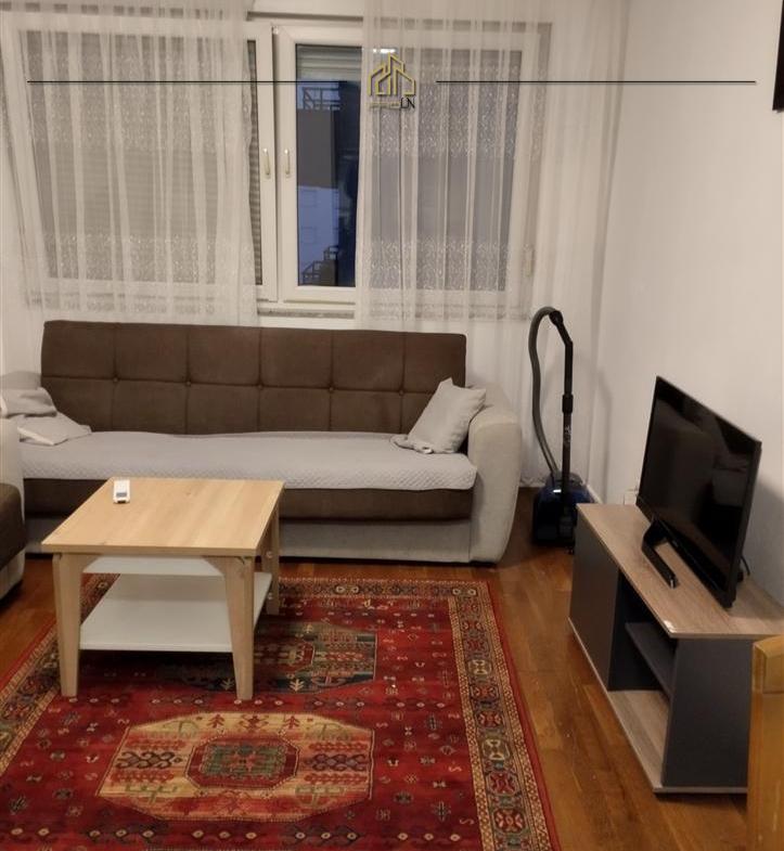 Banesë me qira – Kalabri (Emshir)