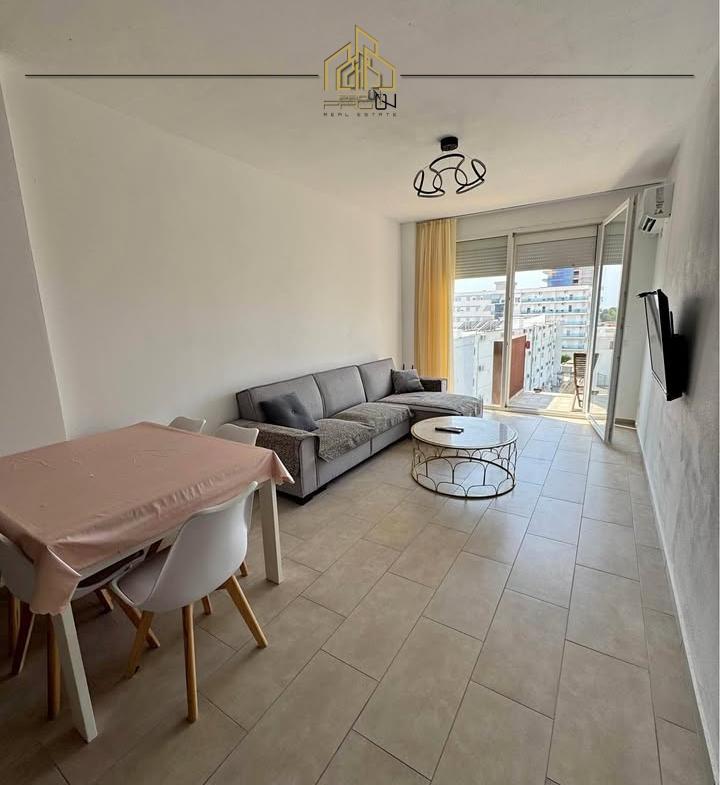 611361677_852786904418547_3934821712414512130_n-720×785