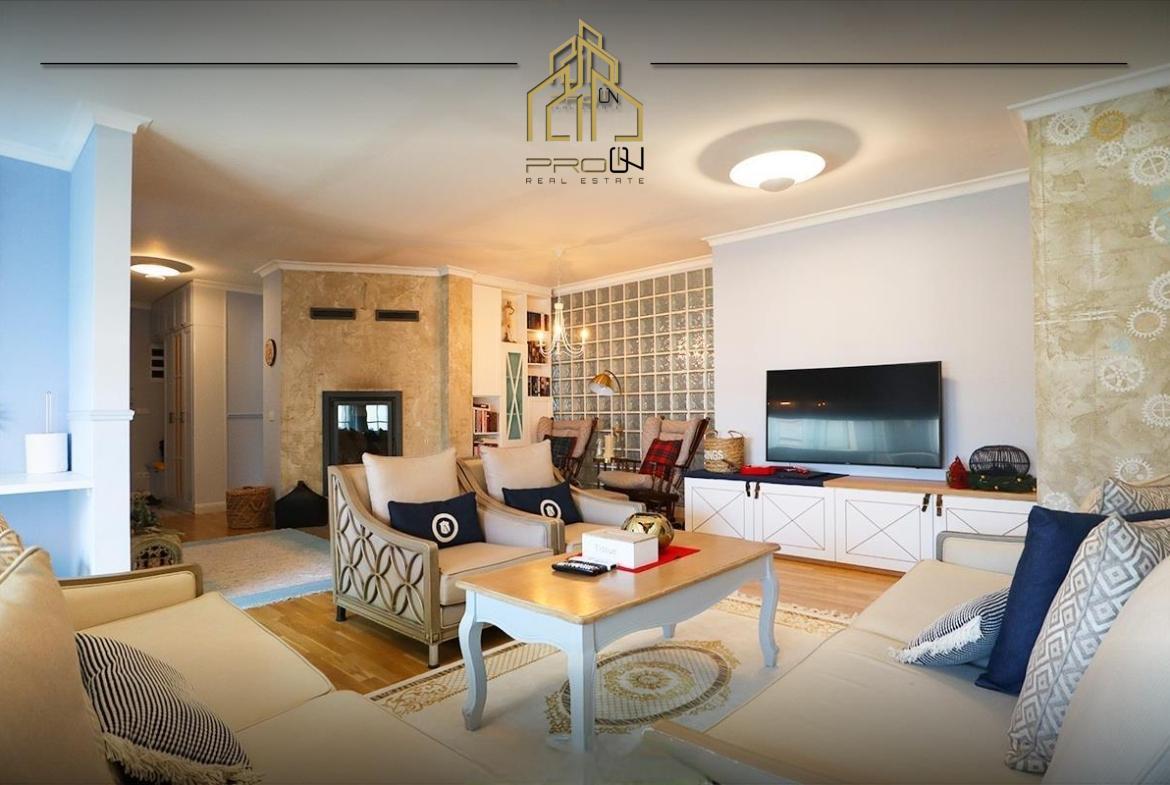 banes-me-qira-arberi-pran-ambasades-amerikane-1170×785