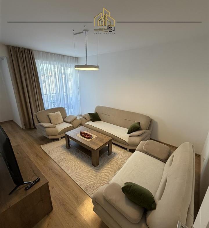 banese-me-qera-ne-fushe-kosove-720×785