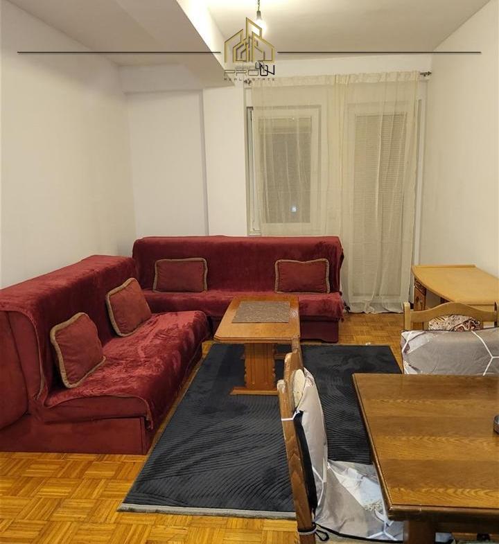 banese-me-qera-ne-rr-muharrem-fejza-ndertesa-e-mozaikit-3-720×785