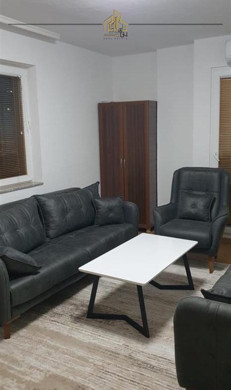 ipet-banesa-me-qera-te-ubt-rruga-rexhep-krasniqi-1-466×785