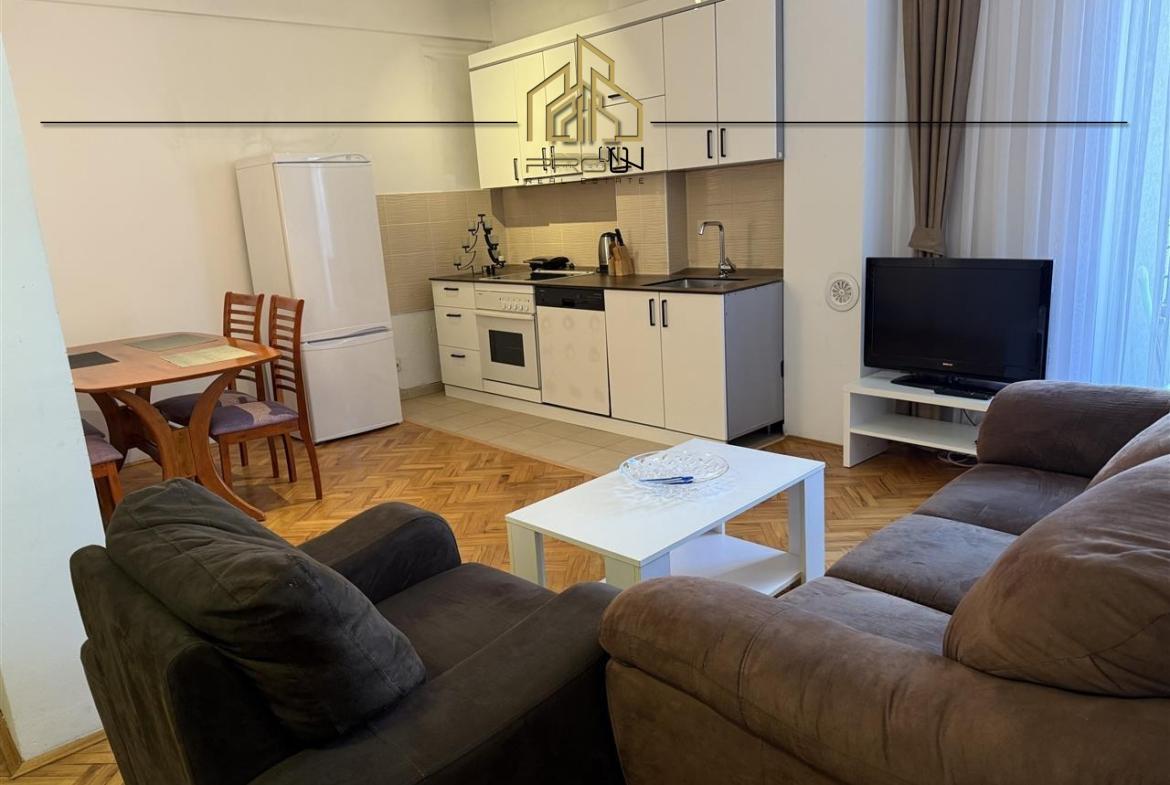 ipet-me-qira-banesa-ne-prishtine-perballe-kolegjit-fama-10-1170×785