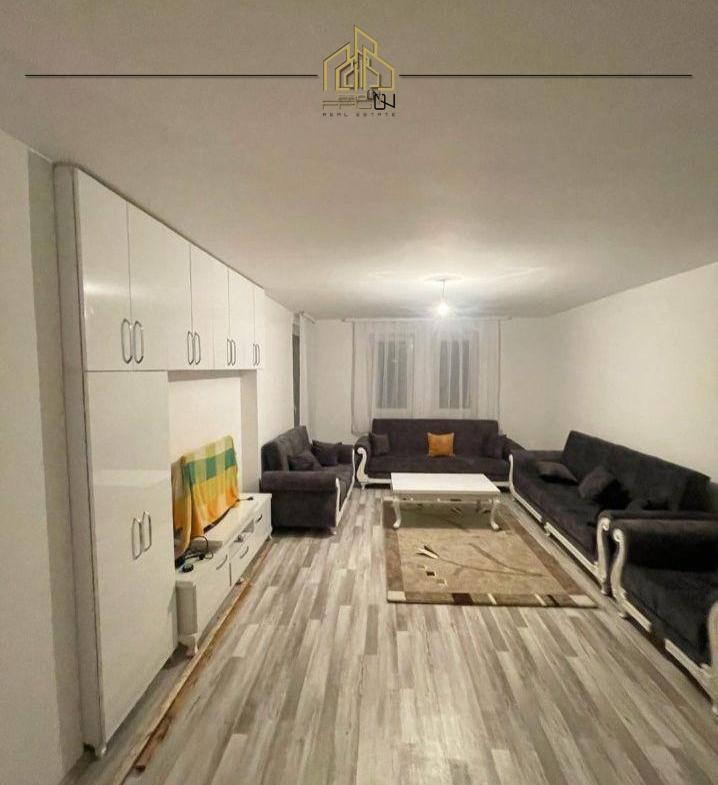 jepet-banesa-me-qira-tek-rruga-b-718×785