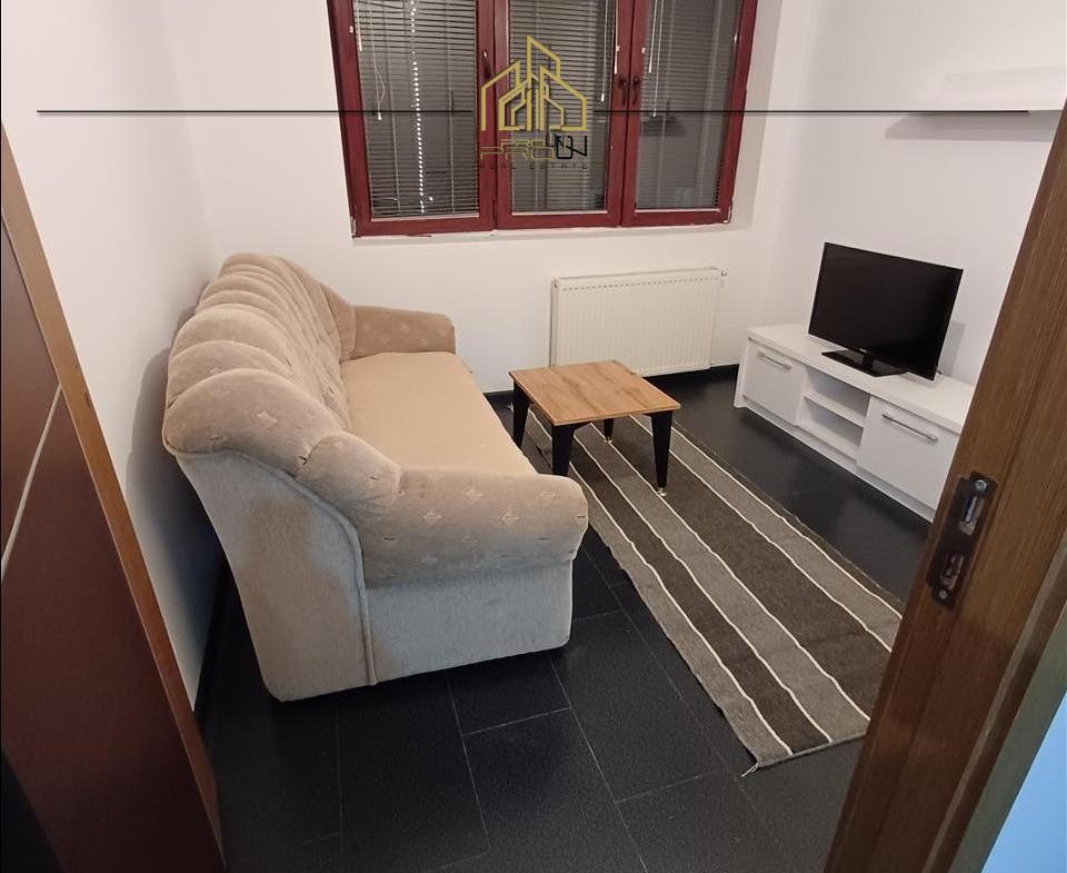 leshohet-garsonjerka-me-qera-960×785