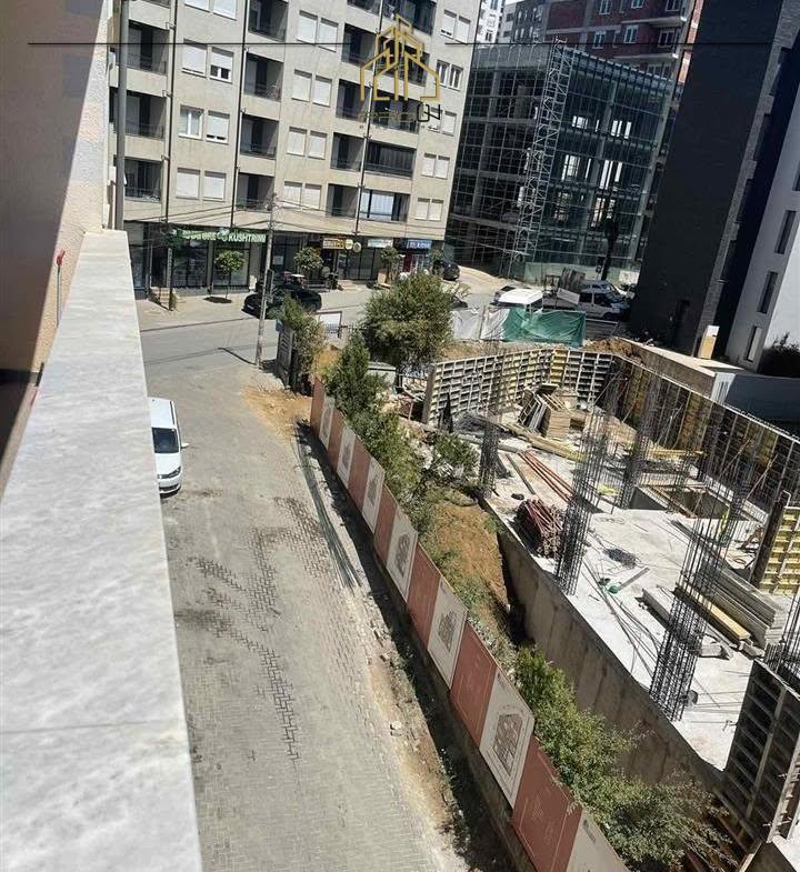 Banesë me qira – Mati 1