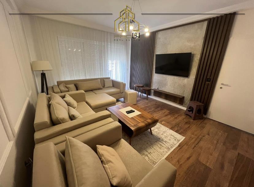 banese-super-moderne-te-restaurant-castle-prishtina-e-re