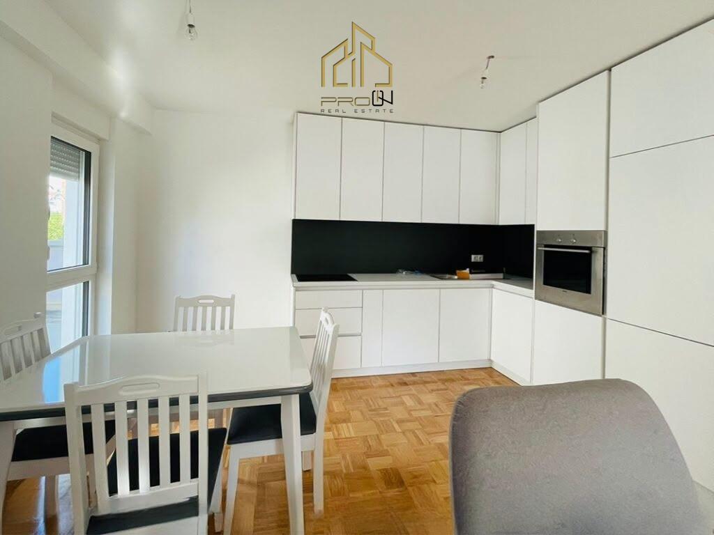 Banesë me qira – Mati 1