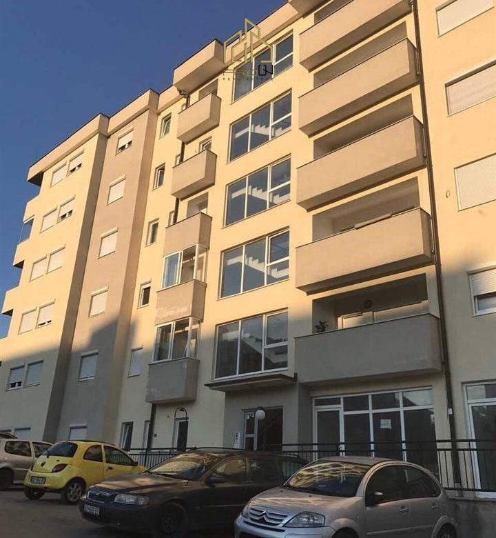 Banesë me qira – Mati 1