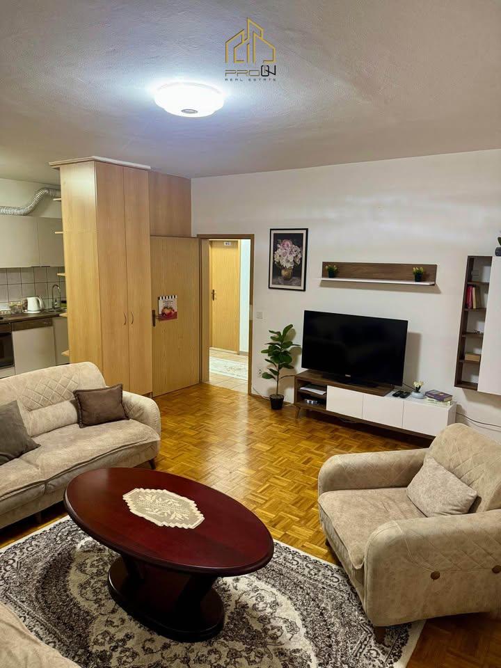 Banesë me qira – Qendër