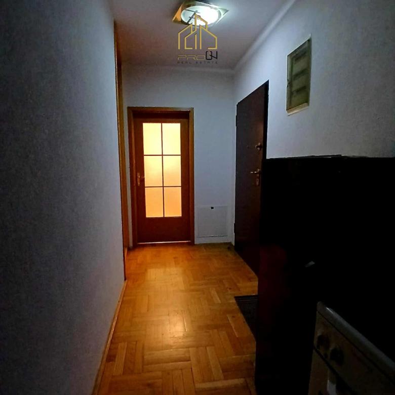 Banesë me qira – Kalabri (Emshir)