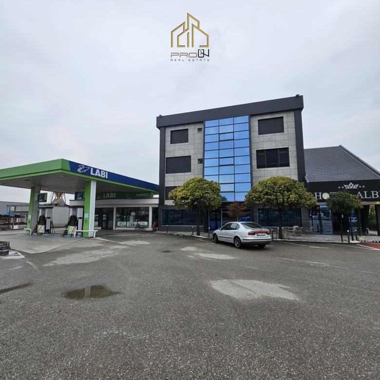 Kompleks me pompë benzine, hotel, restaurant dhe salla eventesh në shitje – Korishë, Prizren km 4-të