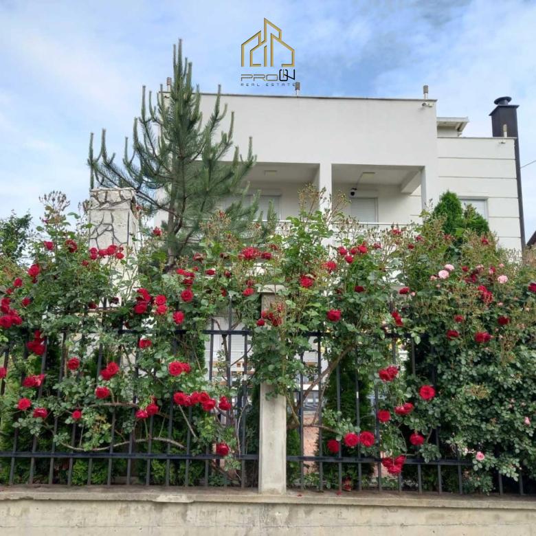 Shtëpi me qira – Prishtina e Re