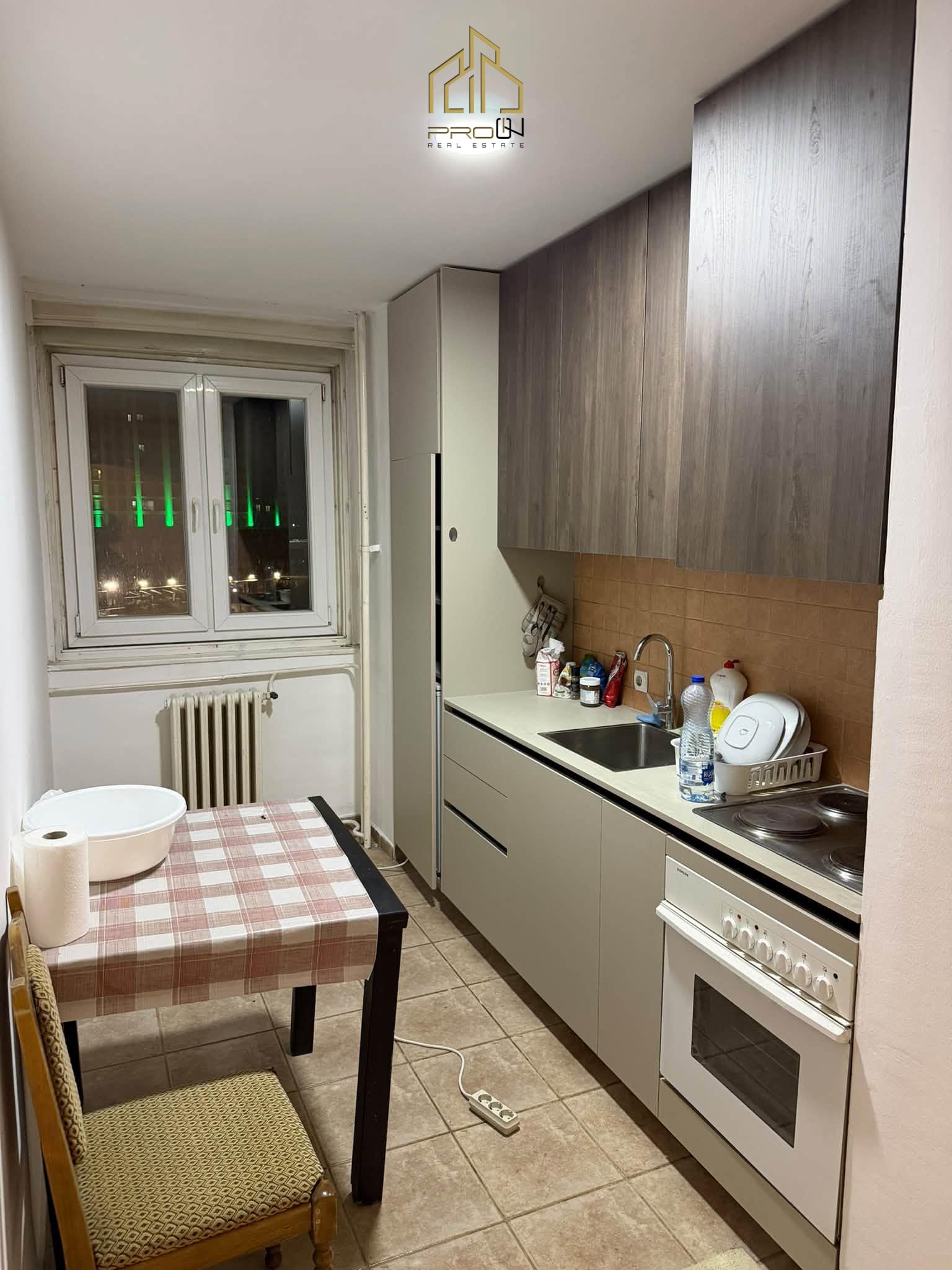 Banesë me qira – Lakrishtë
