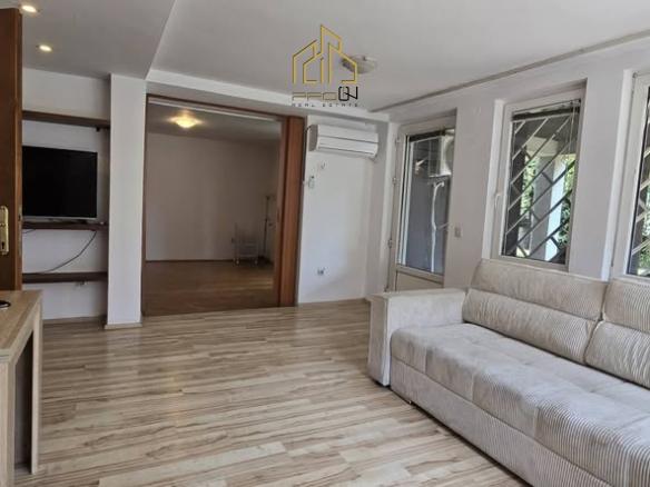 Kat shtëpie me qira – Arbëri (Dragodan)