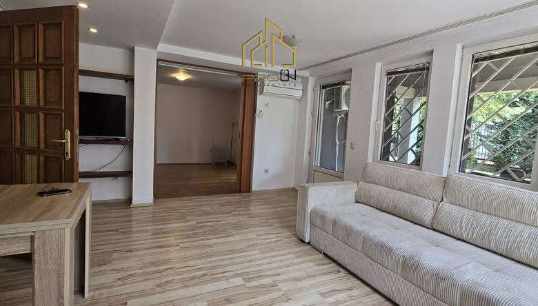 Kat shtëpie me qira – Arbëri (Dragodan)