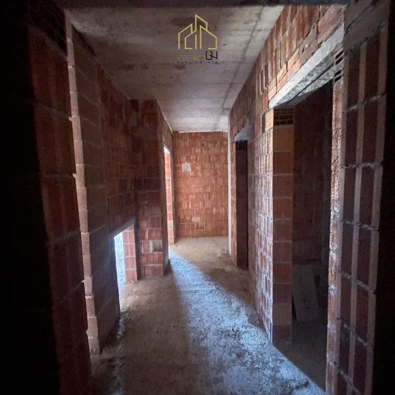 🏡 SHITET Banesa në Vushtrri – Kompleksi Mali