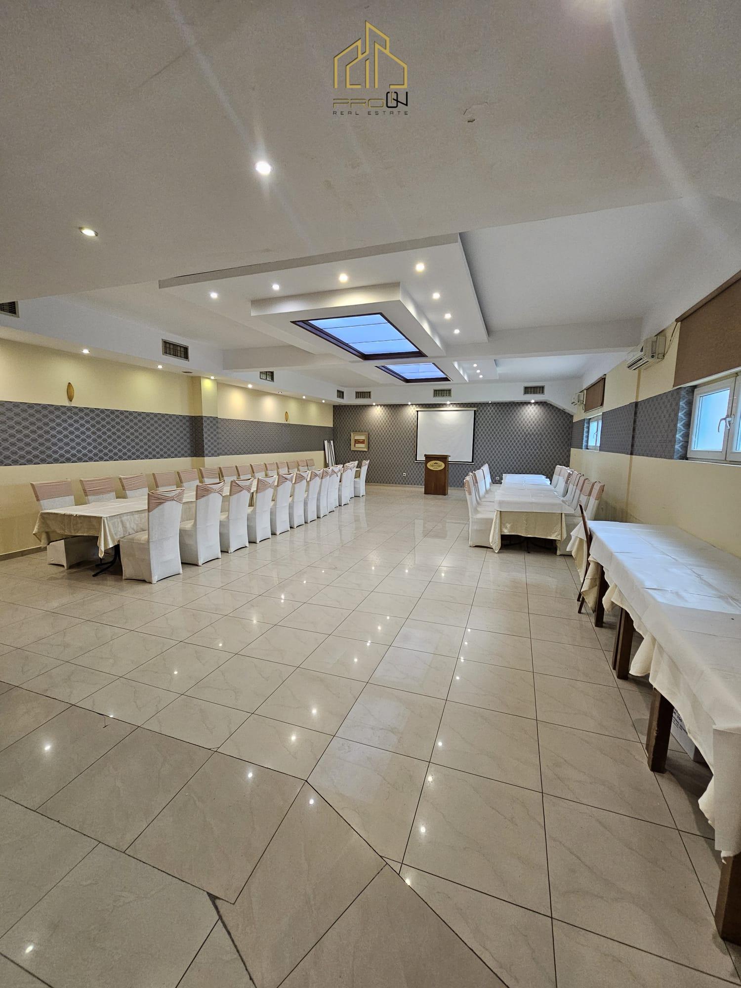 Kompleks me pompë benzine, hotel, restaurant dhe salla eventesh në shitje – Korishë, Prizren km 4-të