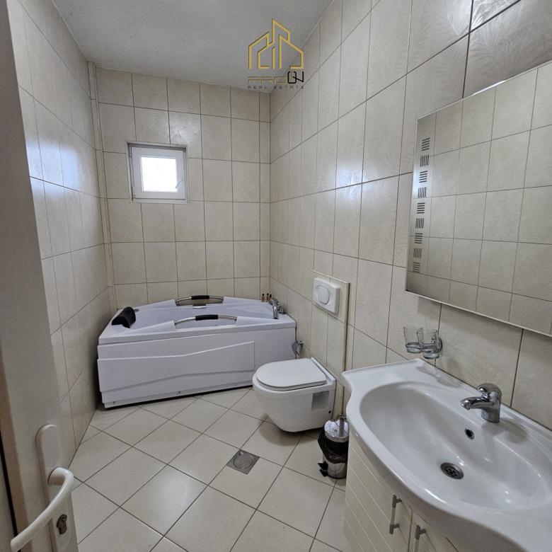 Kompleks me pompë benzine, hotel, restaurant dhe salla eventesh në shitje – Korishë, Prizren km 4-të