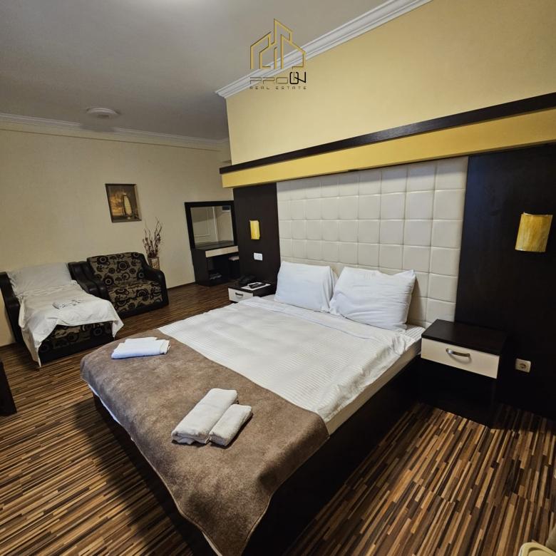 Kompleks me pompë benzine, hotel, restaurant dhe salla eventesh në shitje – Korishë, Prizren km 4-të