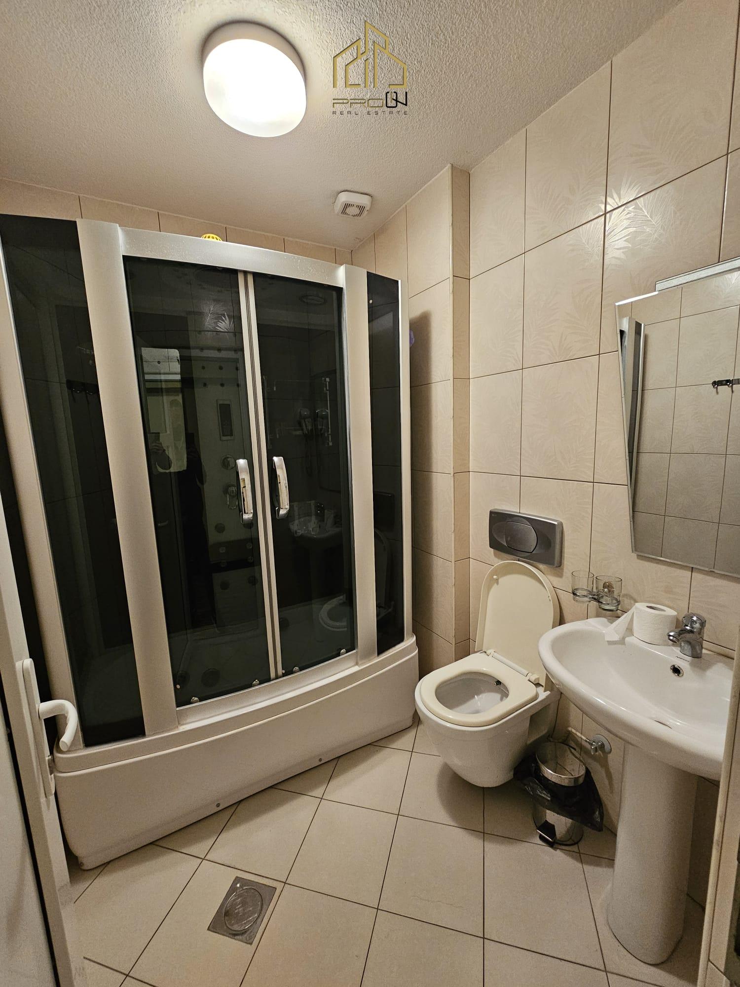 Kompleks me pompë benzine, hotel, restaurant dhe salla eventesh në shitje – Korishë, Prizren km 4-të
