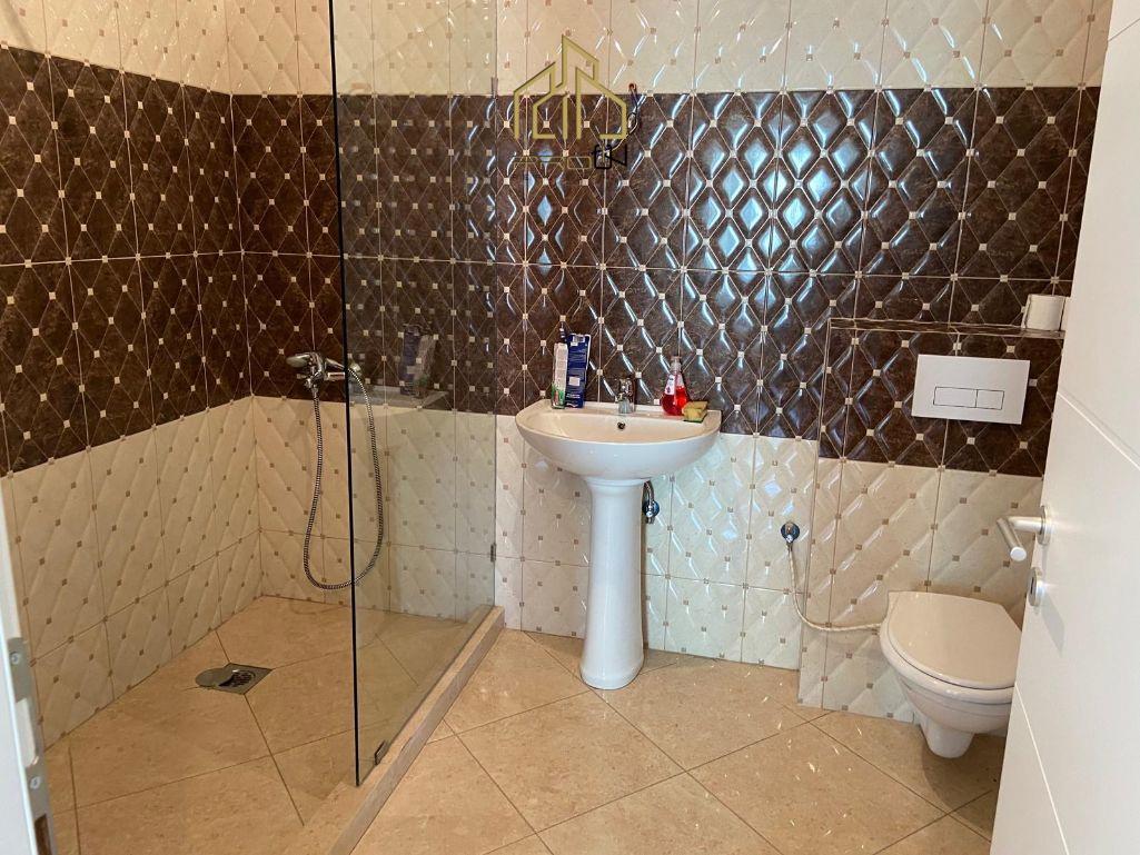 Banesë me qira – Mati 1