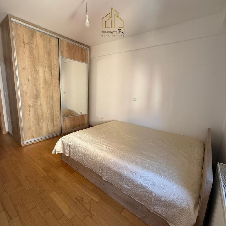 Banesë me qira – Kalabri (Emshir)