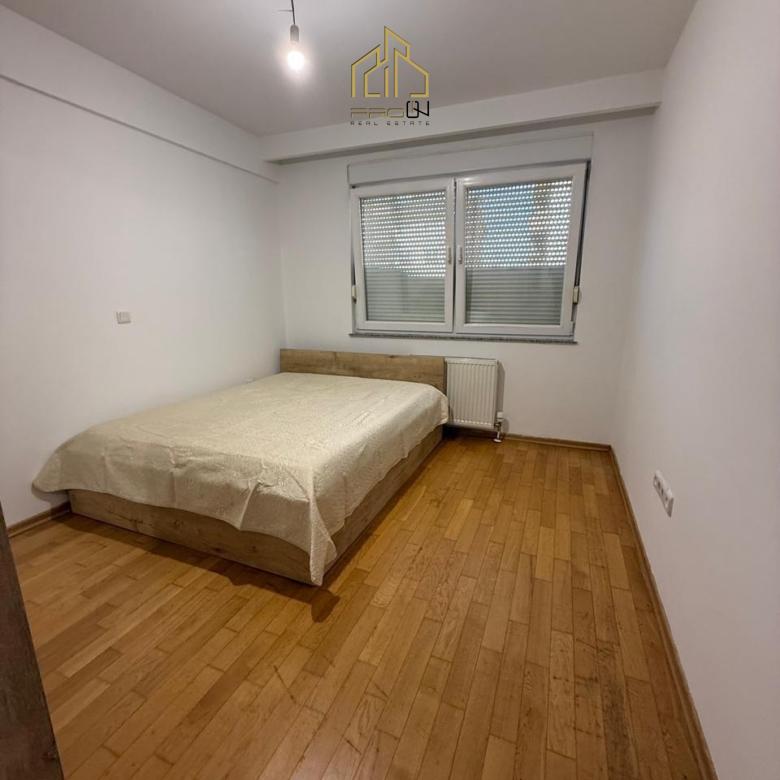 Banesë me qira – Kalabri (Emshir)