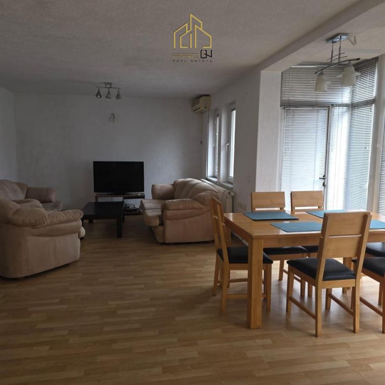 Kat shtëpie me qira – Lagja e Spitalit