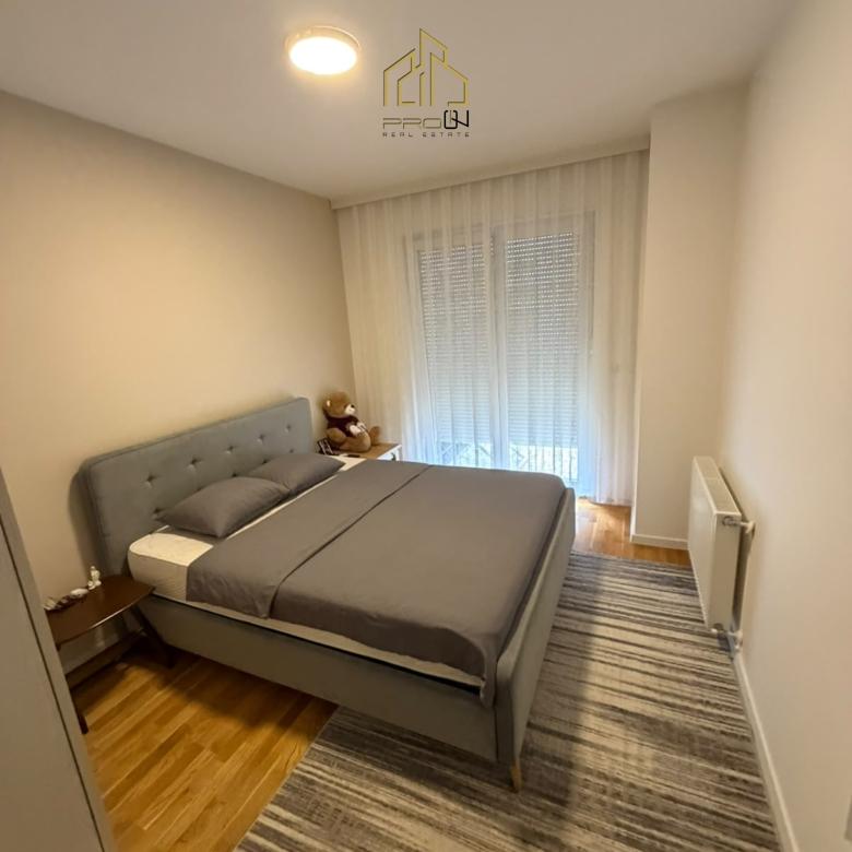 Banesë me qira – Kalabri (Emshir)
