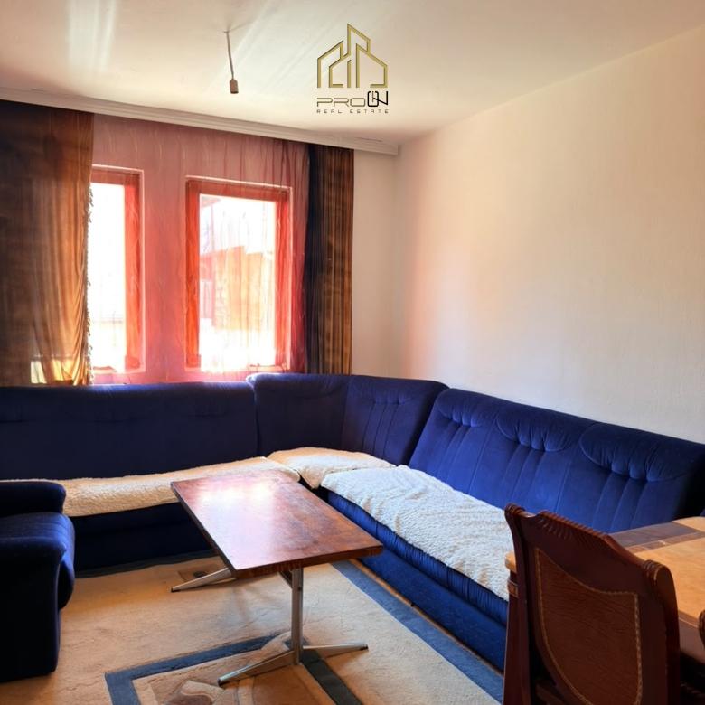 Kat shtëpie me qira – Kalabri (Emshir)