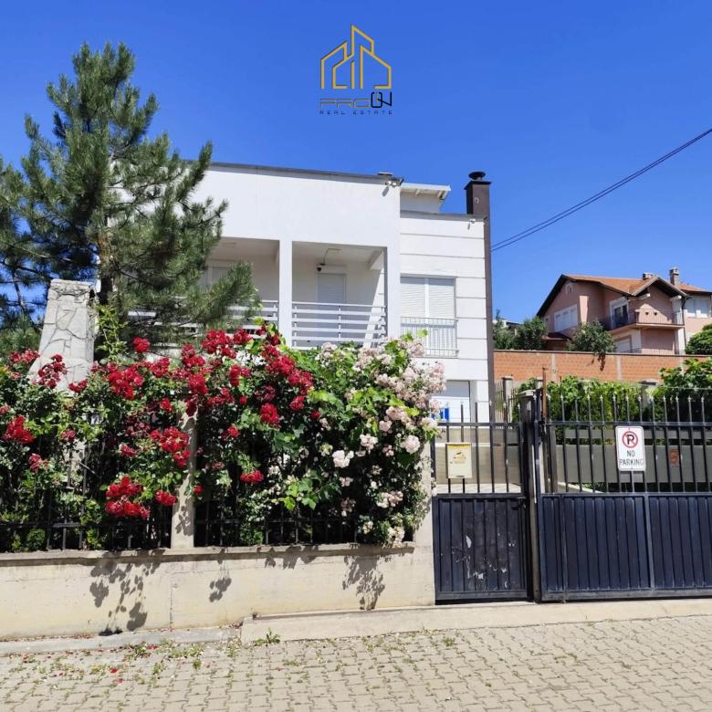 🏡 SHTËPI NË SHITJE – HAJVALI