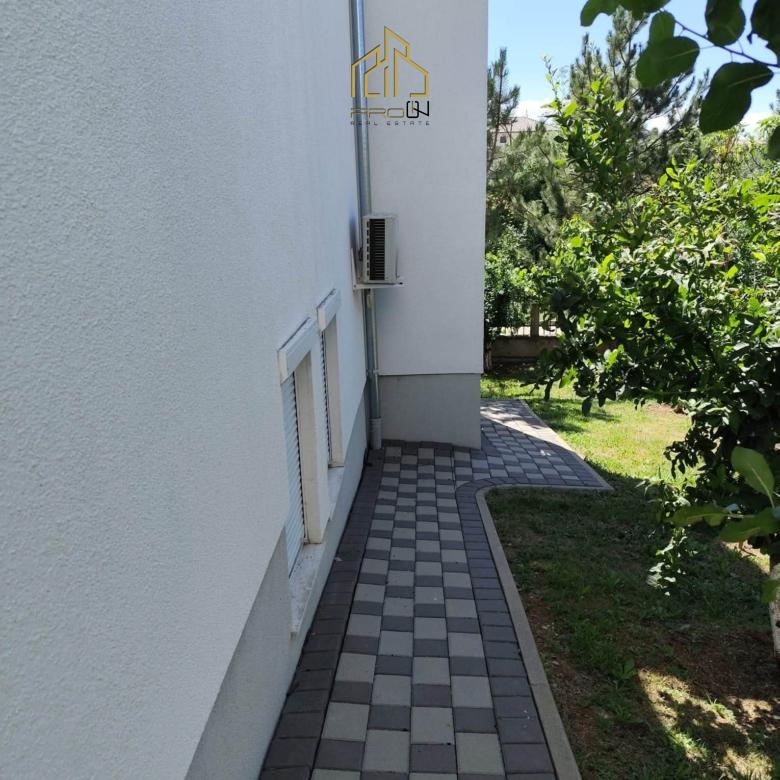 🏡 SHTËPI NË SHITJE – HAJVALI