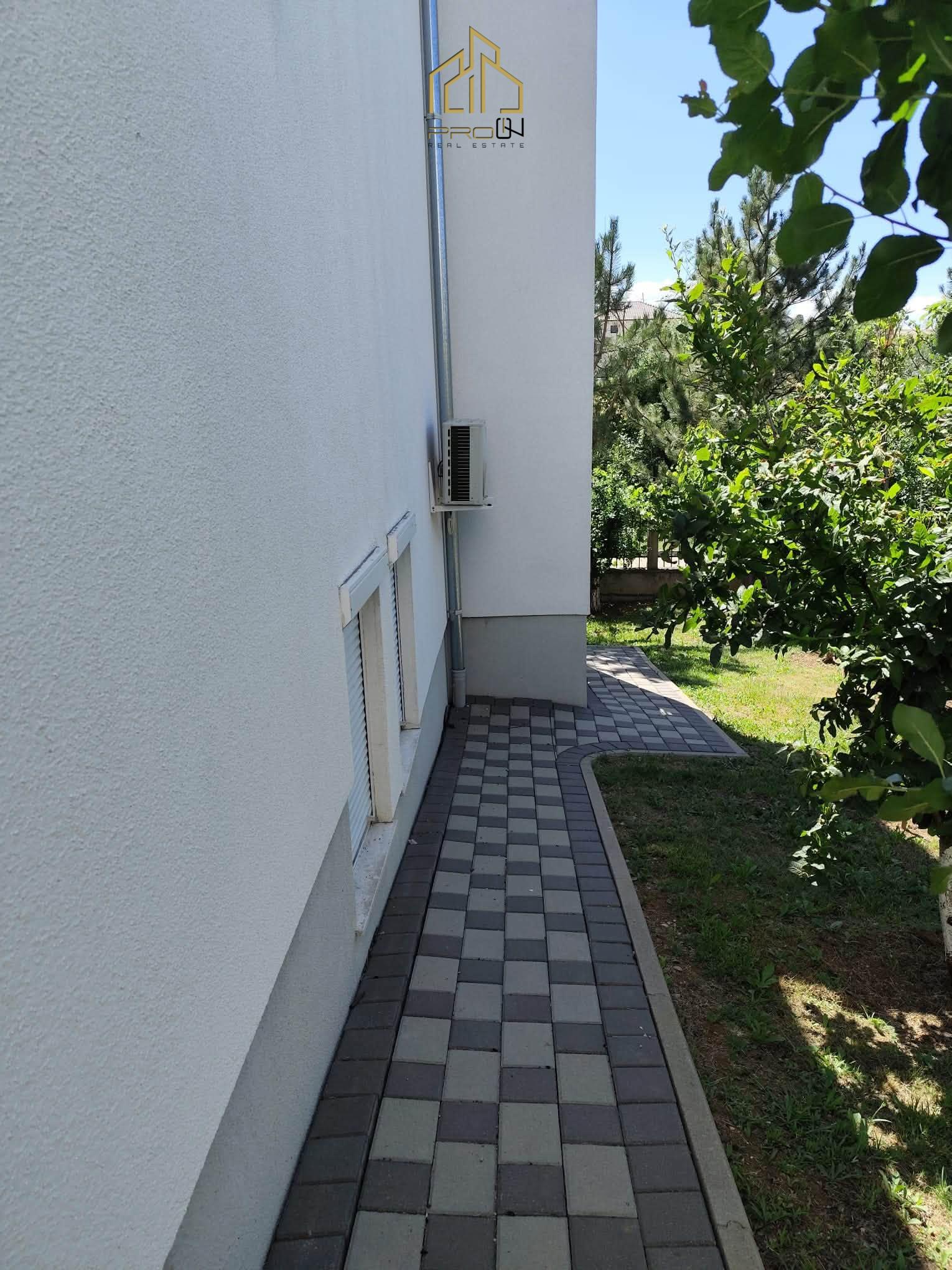 🏡 SHTËPI NË SHITJE – HAJVALI