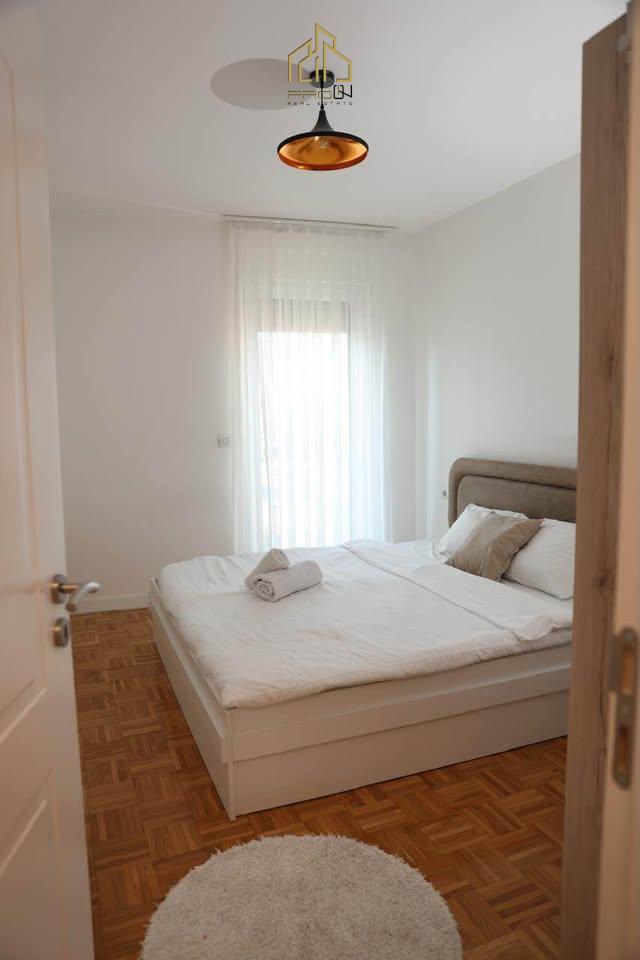 🏡 Banesë Luksoze me Qira – Veternik, Prishtinë