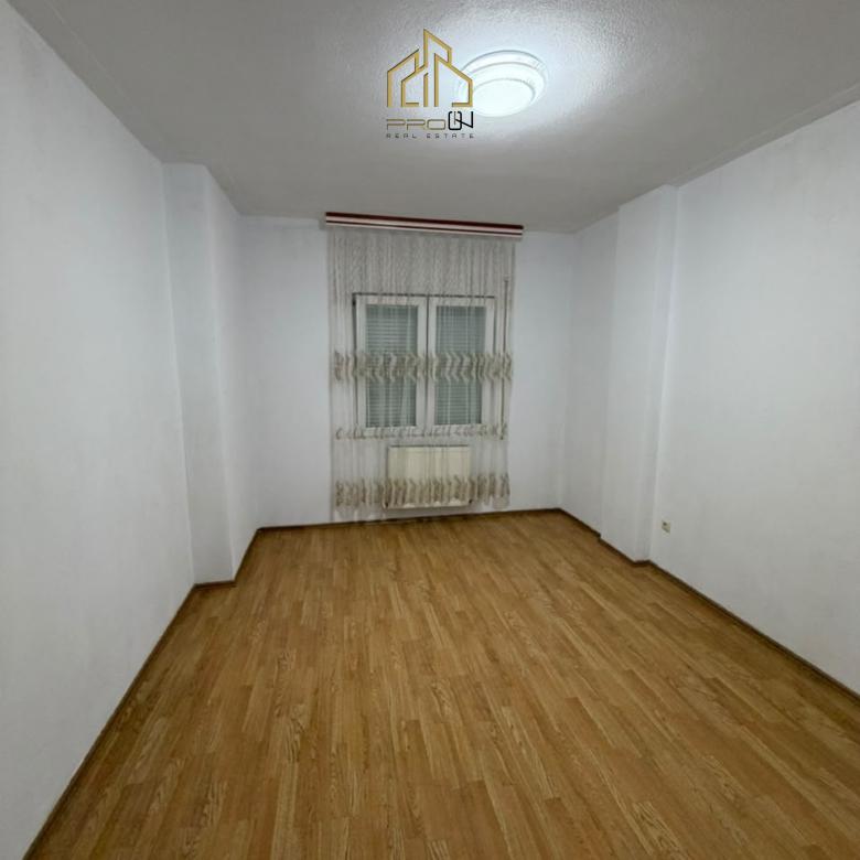 Banesë me qira – Tophane