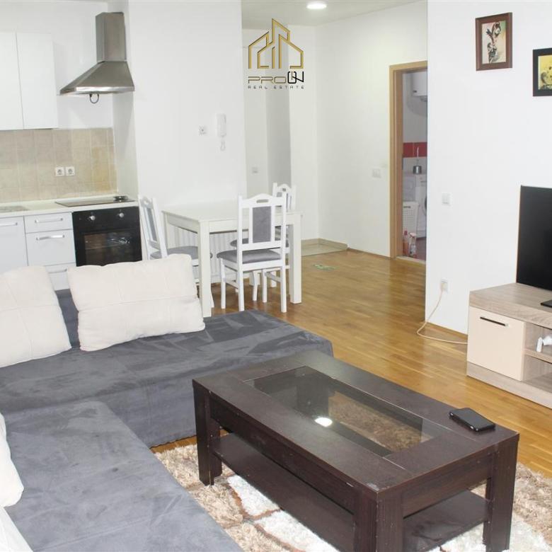 Banesë me qira – 4 Llullat