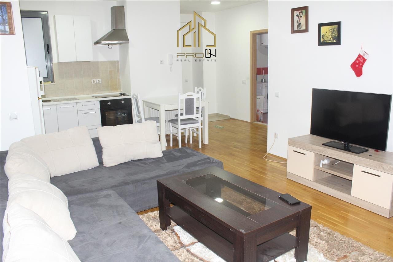 banesa-me-qira-75m2-me-2-dhoma-gjumi-ne-rrugen-bajram-kelme (1) Banesë me qira – 4 Llullat